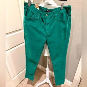 Levi’s NWT Corduroy Leggings, Size 32, Green